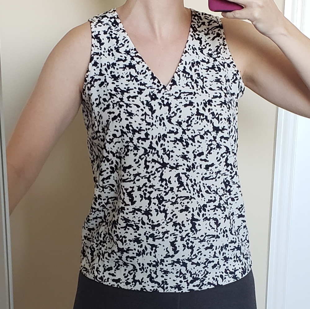 *J.Crew Factory Printed V-Neck Tank Sz 4